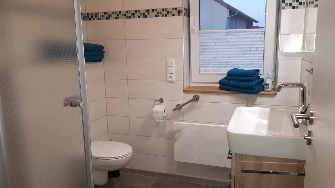 Ferienhaeuser May Weigenheim Bagian luar foto