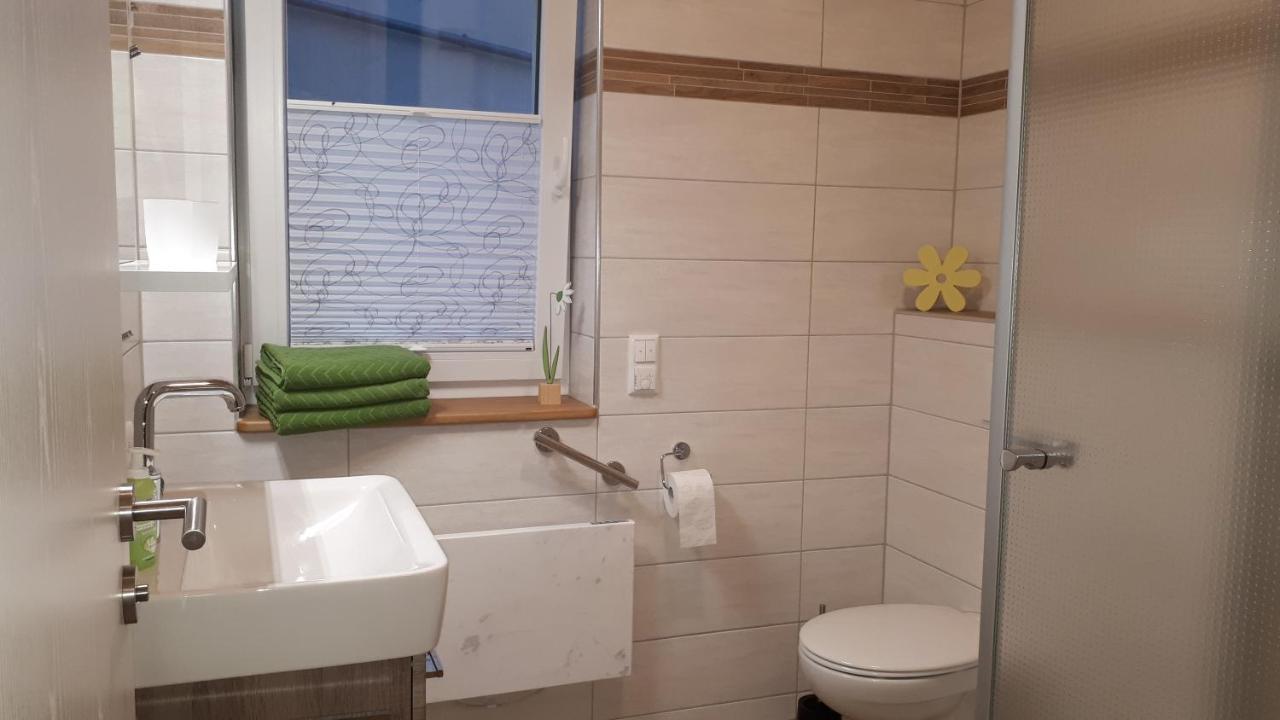 Ferienhaeuser May Weigenheim Bagian luar foto